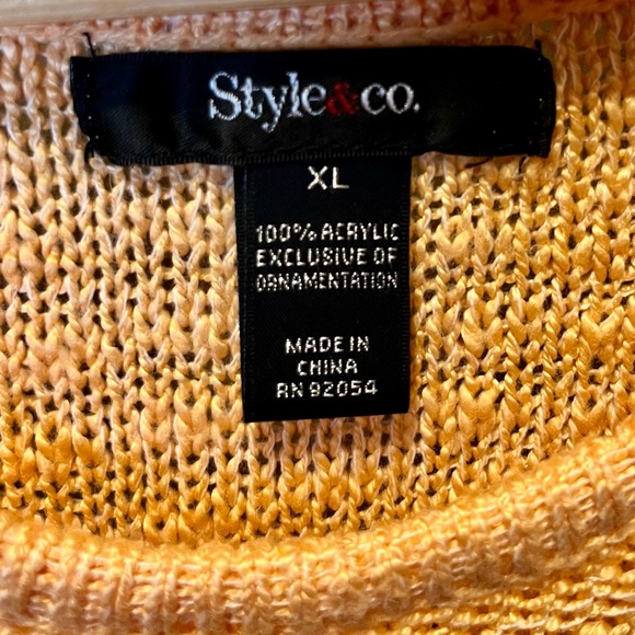 Style & Co XL sweater with lace embellishments at the bottom - Picture 3 of 7